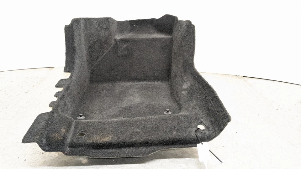 VOLVO V60 MK2 FLOOR CARPET MAT LINER FRONT LEFT PASSENGER SIDE 32347484 2023 - Image 1 of 4