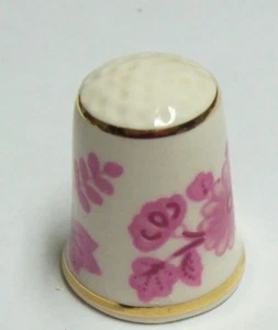 Vintage MASONS Ironstone Pink & White Nähen Fingerhut England - Bild 1 von 2