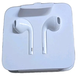 Apple Earbuds słuchawki OEM z mikrofonem i adapterem 3,5 mm do Lightning - Zdjęcie 1 z 3