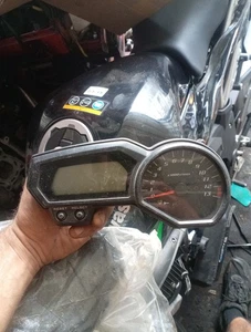 Yamaha Fz1 Clocks Speedometer - Picture 1 of 3