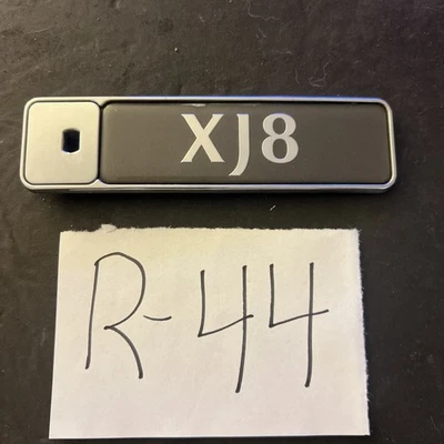98 99 2000 01 02 03 Jaguar XJ8 Trunk Lid Emblem Logo Badge Grey OEM Rear - Image 1 of 4