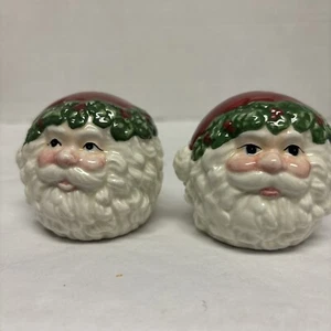 Weihnachtsmann rund Salz & Pfeffer handbemalt Dolomit 2-1/4" T - Bild 1 von 7