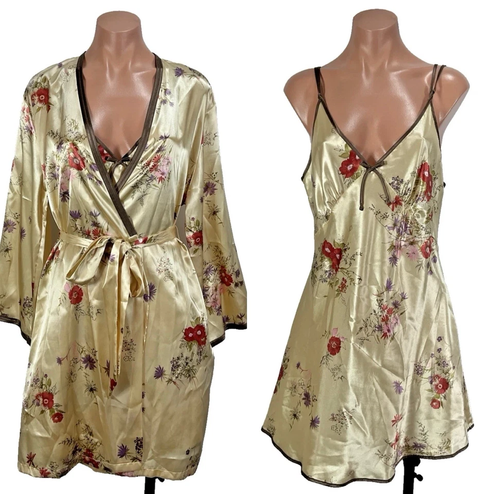 Conjunto de 2 piezas de camisón y bata grande estilo asiático floral satinado Jones New York vintage Foto 1 de 4