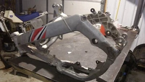 Cuadro Honda CR125 2000 2 tiempos sin grietas ni reparaciones CR125R V1-7L - Imagen 1 de 13