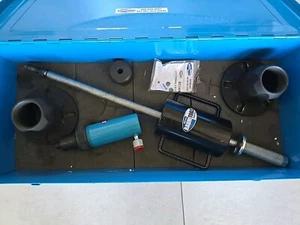 Baum Tools B234MASTER Universal Hydraulic Axle & Slide Hammer Hub Remover - Picture 1 of 5
