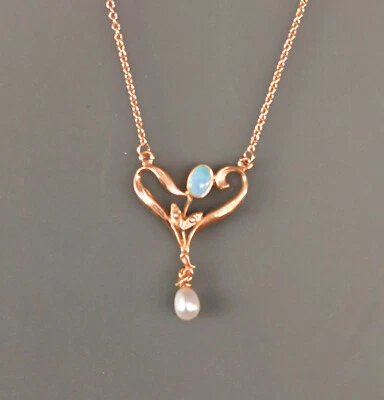 Collana In Stile Liberty In Argento 925 Placcato Oro Con Perla Opale - Immagine 1 di 3