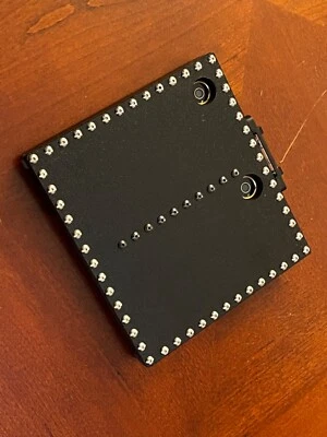 Carcasa de cámara estéreo 3D personalizada iPhone 4.  Foto 1 de 4