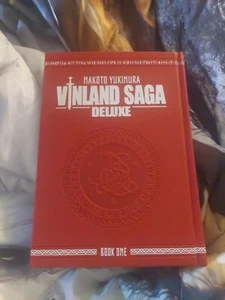 Vinland Saga Deluxe 1 Hardcover - 2024 von Makoto Yukimura NEU - Bild 1 von 7