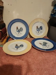 Lot of 4 Tabletops Unlimited 10" Dinner Plates ROOSTER GlORY EUC Yellow/Blue - Picture 1 of 3
