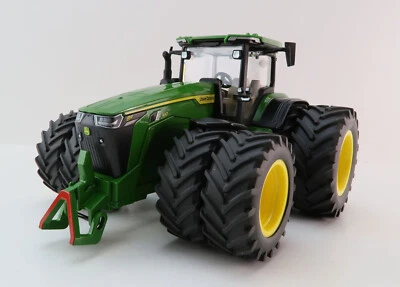 Siku 3292 - John Deere 8R 410 Tractor on Duals - New 2024 - Scale 1:32 - Image 1 of 4
