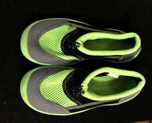 Wonder Nation Kinder Neon Grün Schwarz Wasser Pool Strand Schuhe Gr. 2-3 Unisex - Bild 1 von 6