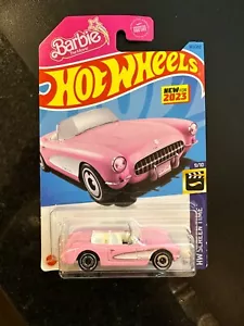 2023 HOT WHEELS - CORVETTE 1956 de BARBIE LA PELÍCULA - SERIE DE TIEMPO DE PANTALLA HW - Imagen 1 de 3
