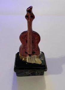 Vintage Guitar Hinged Trinket Box - Picture 1 of 7