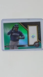 2024 Topps Chrome - Topps Chrome Authentics #TCA-SP Salvador Perez (MEM) /99 - Bild 1 von 2