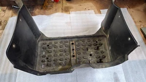 2001 Yamaha YFM400 YFM 400 Kodiak 2x4 Ultramatic left footwell / foot mudguard - Bild 1 von 4