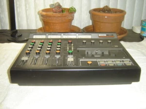 TEAC 144, Tascam, Original Portastudio, 4 Spur Kassettenrecorder, zur Reparatur - Bild 1 von 12