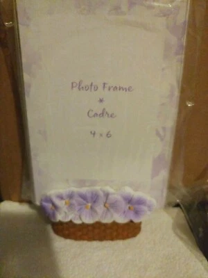 Nuevo soporte para flores marco de fotos 4x6 sello antiguo stock Foto 1 de 4