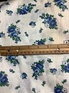 Vintage 1950’s Cotton Print Fabric White W/ Blue Roses ~ By The Yard NOS - Picture 1 of 3