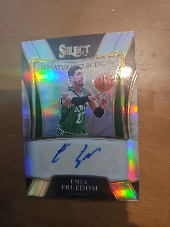 Enes Freedom 2021-22 Panini Select - Signature Select Silver Prizm #SS-EKT Auto  - Image 1 of 1