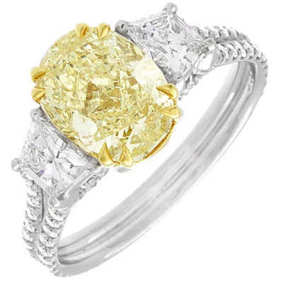 Anillo de compromiso de diamantes de corte ovalado de 3,50 quilates de oro de 18 quilates certificado por GIA amarillo elegante Foto 1 de 4
