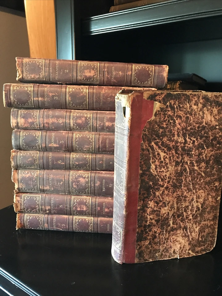 The Complete Works of W. Shakspere - Image 1 of 4