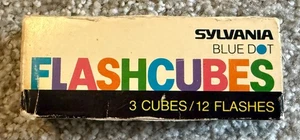Vintage Sylvania Blue Dot Kamera Blitzwürfel 3 Würfel 12 Blitze - Bild 1 von 3