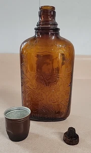 Vintage FOUR ROSES Whiskey Amber 1 Pint Bottle w/Cork & Shot Cup Lid - Picture 1 of 9
