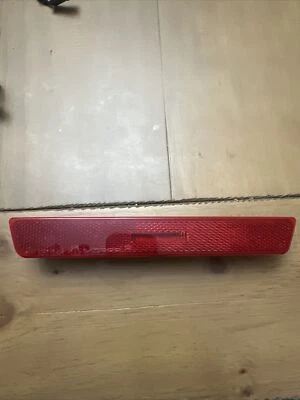 Задний боковой маркер справа для Mopar Dodge Challenger - Изображение 1 из 2