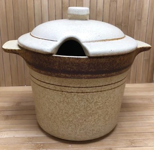 Vtg 1970's Pottery Craft Oven & Microwave 1 1/2 Qt Beanpot Bean Pot Casserole - Picture 1 of 7