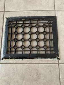 Antique Cast Iron Victorian Register Vent Grate Honeycomb Style 11.75x9.75 Ornat - Picture 1 of 4