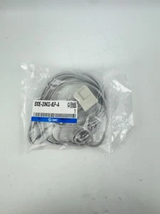 SMC IS10E-20N02-6LP-A Pressure Switch - Picture 1 of 2