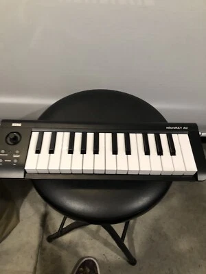 Korg microKEY Air 25 Key USB  Bluetooth Keyboard Controller - Image 1 of 2