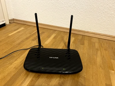 TP-Link Archer C2 V1 mit OpenWrt 24.10.4 - Bild 1 von 4