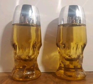 Viking Georgian Glass Amber Honeycomb Salt & Pepper Shaker Set 2 Vintage 4 Inch - Picture 1 of 2
