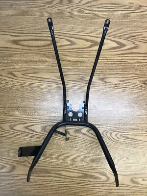 BMW K1200LT 1997-2009, PIEZA PUENTE FIJACIÓN BISAGRA ASIENTO # 46632308181 Foto 1 de 4