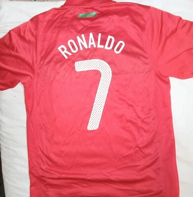 CAMISA VINTAGE PORTUGAL RONALDO 2010 COPA DO MUNDO Futebol Tamanho XL Usado - Imagem 1 de 4