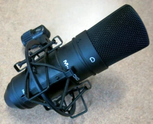 M-Audio Nova Black Condenser Microphone - Picture 1 of 8