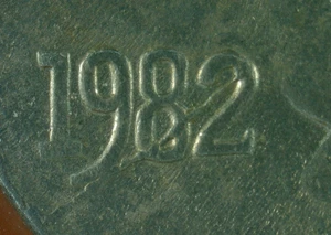 CINCO DE MAYO EVENT SALE--1982-Mo MEXICO 20c LAMINATION/CUD ERROR COIN KM#442 - Picture 1 of 4