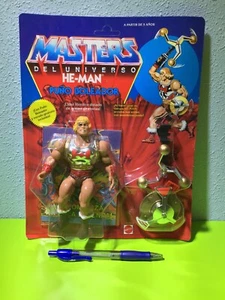 Masters of the Universe MOTU HE-MAN Flying Fists Puño Boleador Mattel 1987 - NIB - Imagen 1 de 17