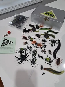 Creepy Crawly! 1989~ Bug Box~ Toys To Grow On~New In Box ~ Lock/key Over 50 Bugs - Picture 1 of 12