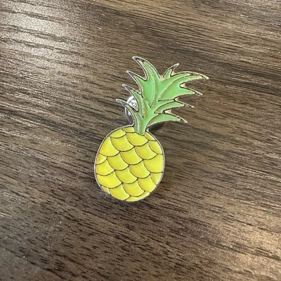 Lindo broche de frutas hawaianas de verano piña esmalte pin mochila joyería sombrero nuevo Foto 1 de 3