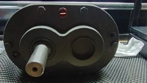 Hub City 0220-01501-022 Gear Reducer 1" Shaft Dia 1" Bore 1:1 Ratio - Picture 1 of 4