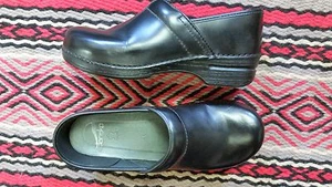 DANSKO WOMENS CLOGS PROFESSIONAL BLACK LEATHER SIZE 10.5/41 "NICE" - Picture 1 of 9
