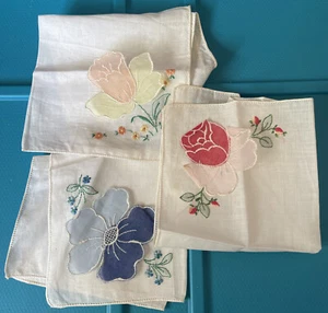 Women’s Handkerchief’s Embroidery Appliqué Flowers Vintage - Picture 1 of 7