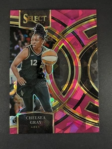 2024 Panini Select WNBA - Premier Level - Chelsea Gray #138 - Pink Ice Prizm - Foto 1 di 2