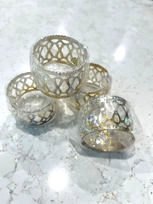 ANILLO SERVILLETA VINTAGE NUEVO 4 CHAPADO EN PLATA CON CUENTAS PERGAMINO Foto 1 de 3