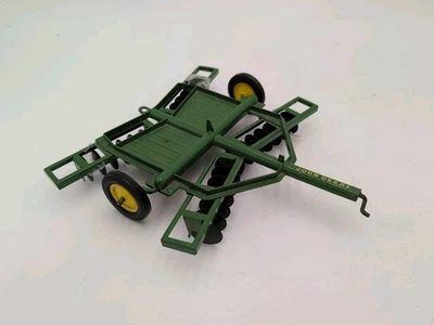 1/16 Ertl Farm Toy  John Deere Disk  - Image 1 of 2