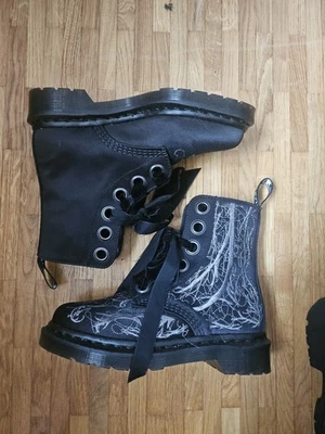 Nuevo y sin estrenar - Dr Martens de satén - 36 - Imagen 1 de 4