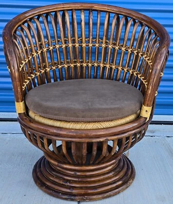 Vintage Rattan Wicker Bamboo Franco Albini Mid Century Modern Swivel Arm Chair - Image 1 of 4