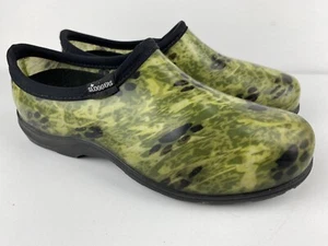 Women's Sloggers Green Dog Paw Prints Size  10 Clogs Mules Slip-Ons - Picture 1 of 7
